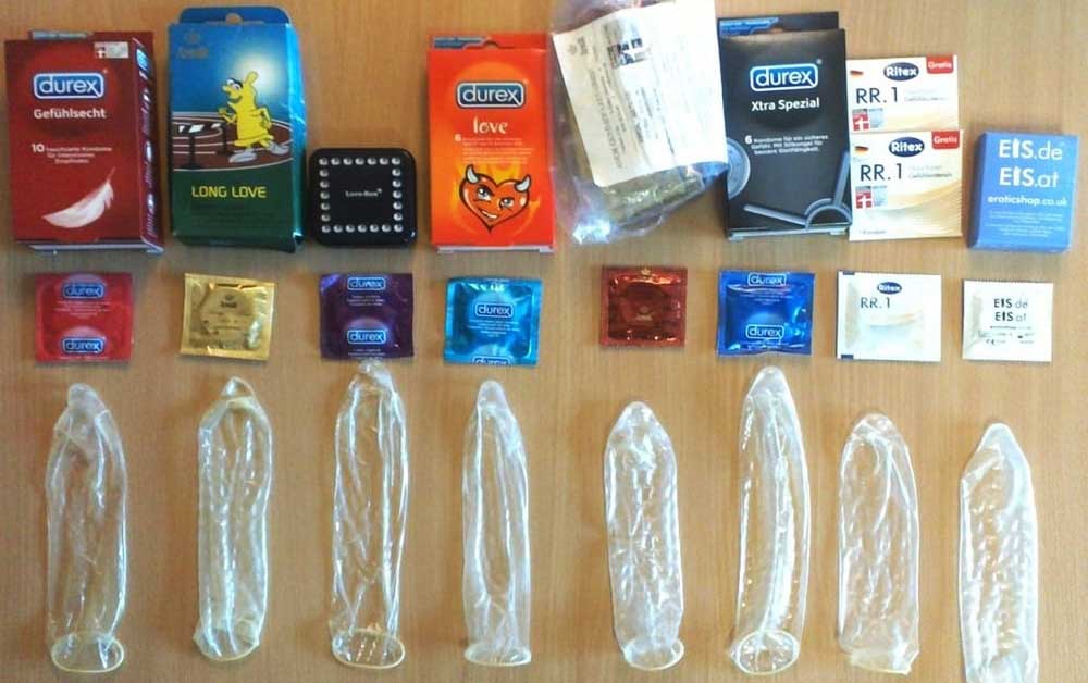 penis în prezervativ