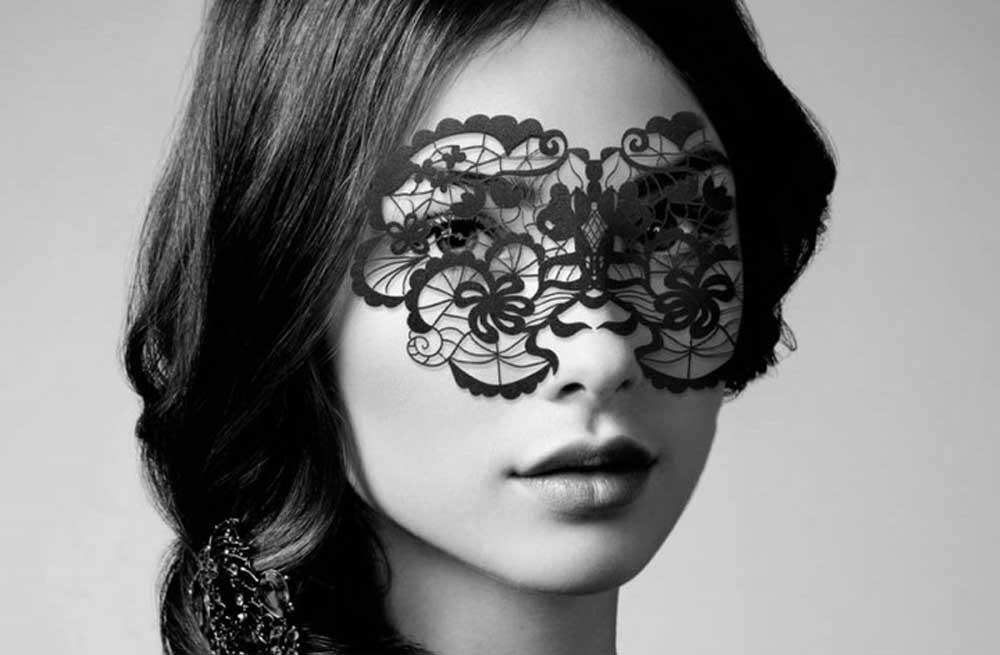 Anna Eyemask