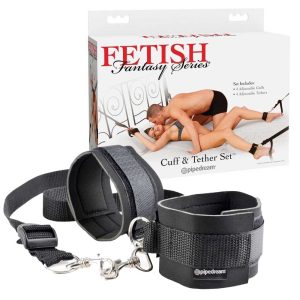 Cuff & Tether - Set Cătușe Ajustabile, Culoare Neagră, Ajustabile, Culoare Neagră