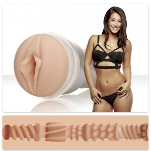 Eva Lovia Sugar, Superskin