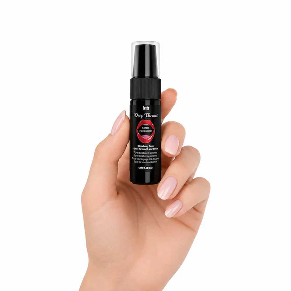 DEEP THROAT SPRAY 12ML tinut in mana pe fundal alb